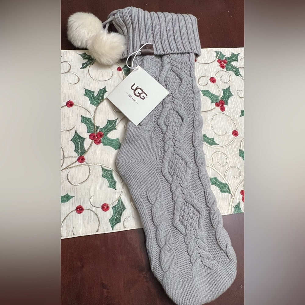 UGG cable knit Christmas stocking in seal gray with cream Pom poms NWT - Picture 3 of 5